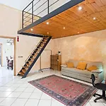 Castello Ursino Balcony Apartment